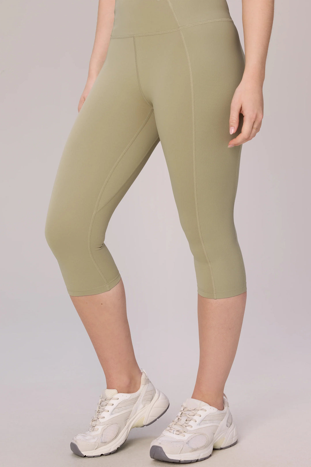 Henri Compression Capri With Rib