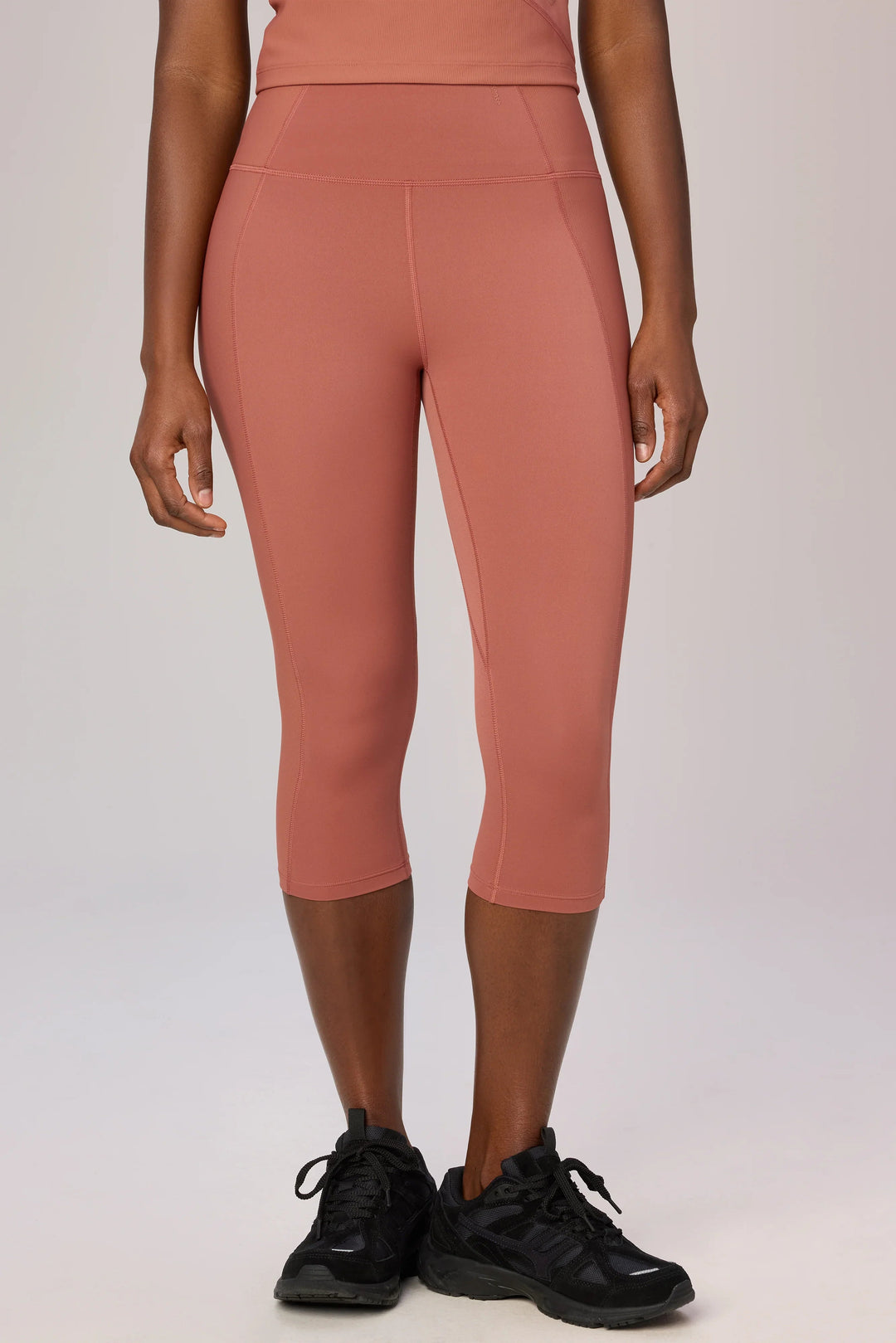 Henri Compression Capri With Rib