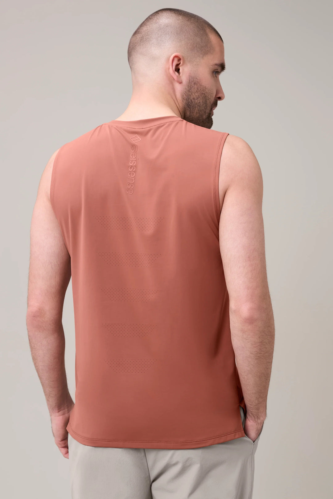 Van Technical Tank