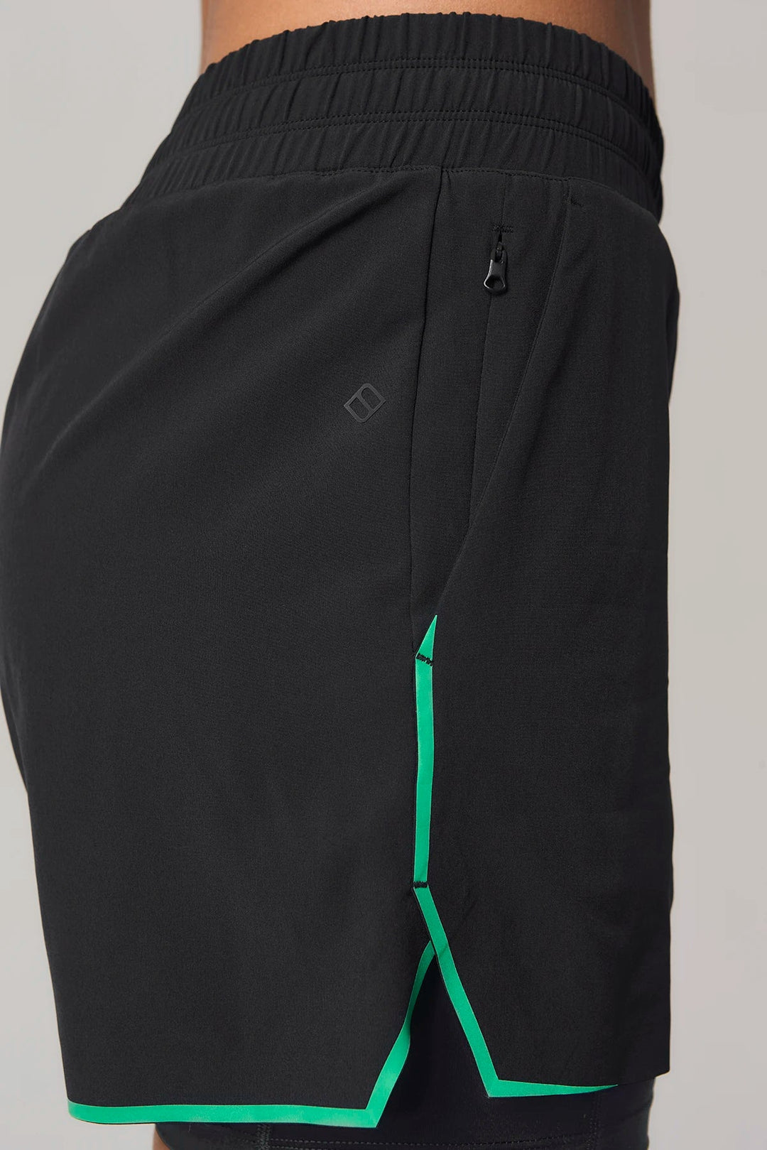 Bondone Shorts